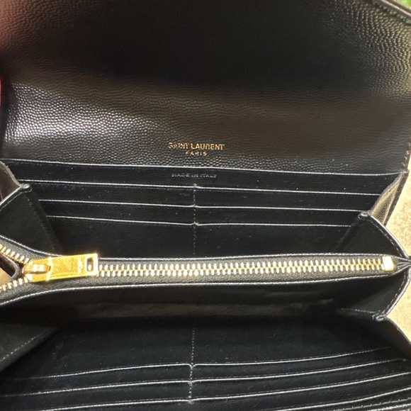 Wallet - Picture 3 of 3